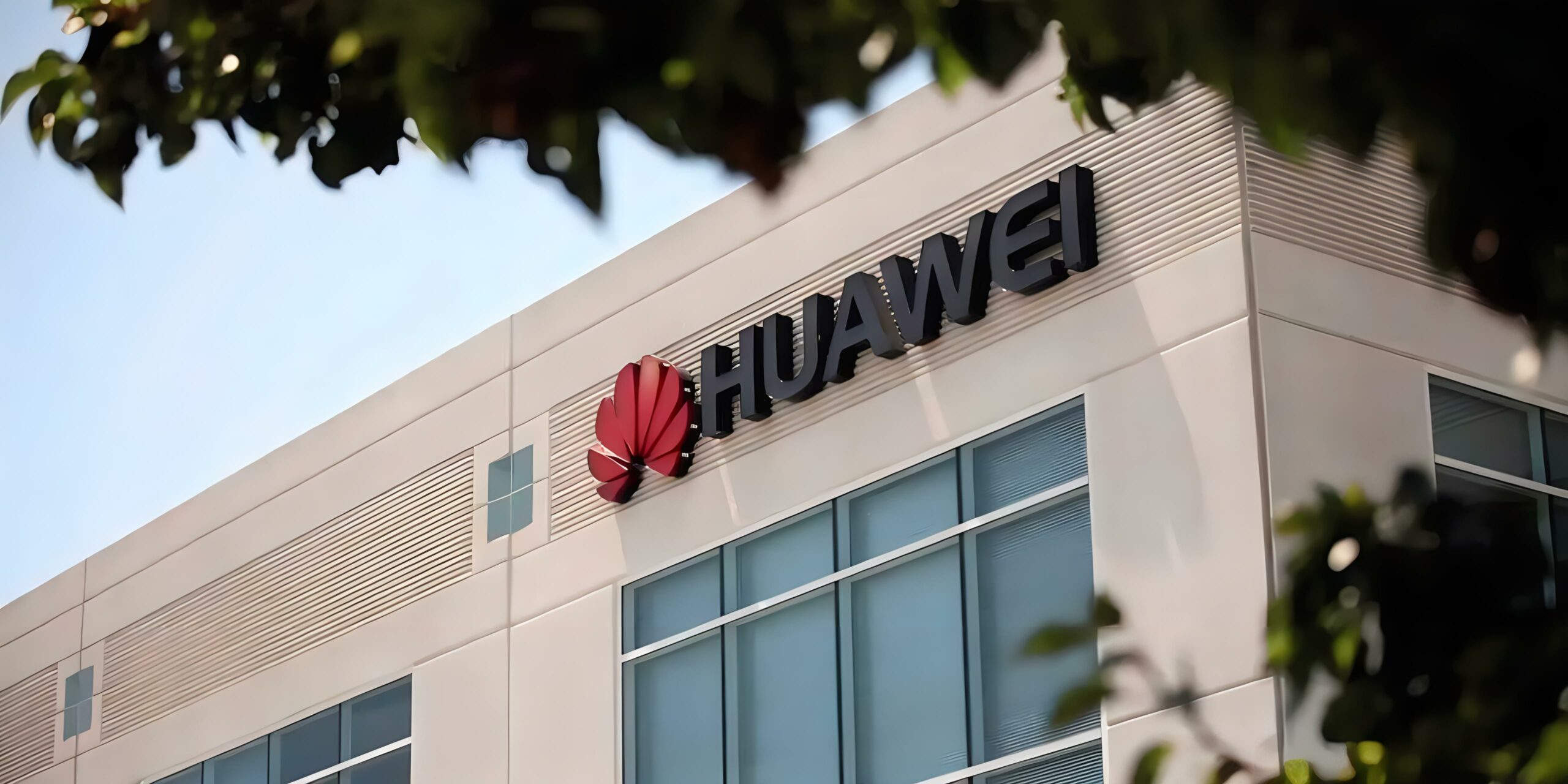 华为HUAWEI平板电脑出货量第四季度飙升,携手小米Xiaomi、联想Lenovo抵御全球市场下滑