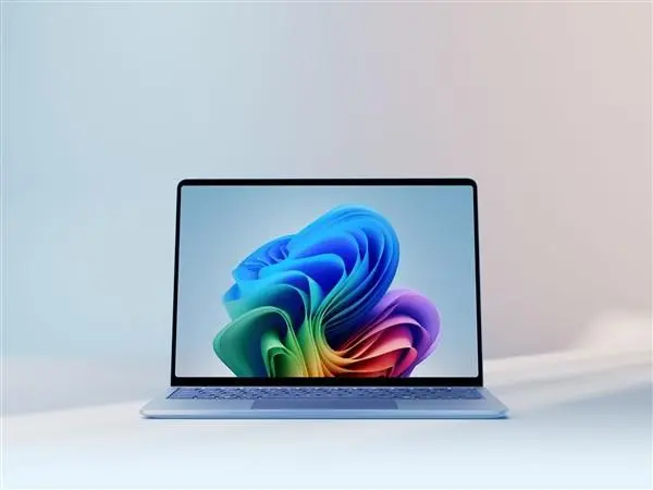 微软“史上最强”Surface Laptop:性能飙升,叫板MacBook Air