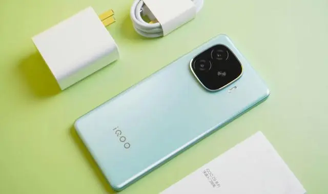 iQOO z9 turbo背刺用户后还值得买吗?iQOO z9 turbo体验评测